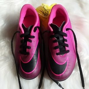 NWOT GIRLS BASEBALL CLEATS ADIDAS PINK 12C